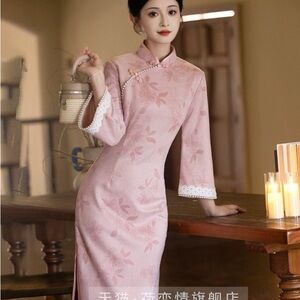 Elegant Pink Cheongsam Dress